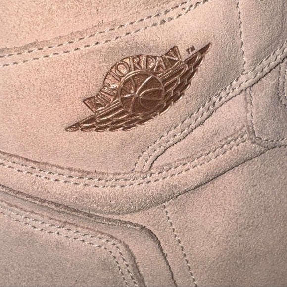 Air Jordan 1 Women's High Zip Particle Beige – US 7.5 – Luxe Streetwear Icon - Picture 7 of 14